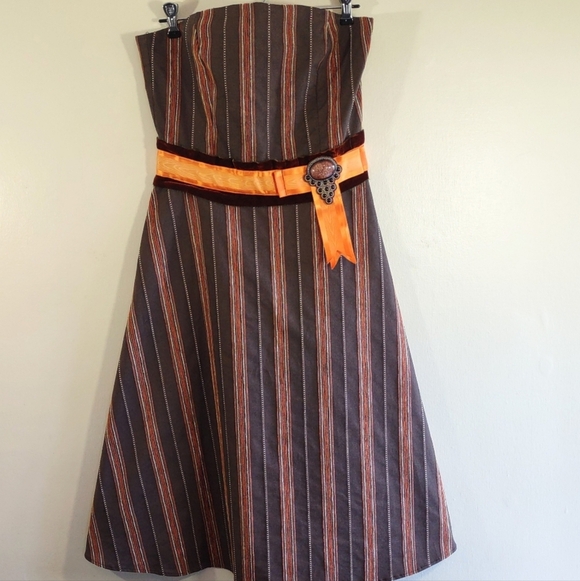 Eva Franco Anthropologie Strapless Striped Dress Embroidered Whimsigoth Size 8 - Picture 6 of 10